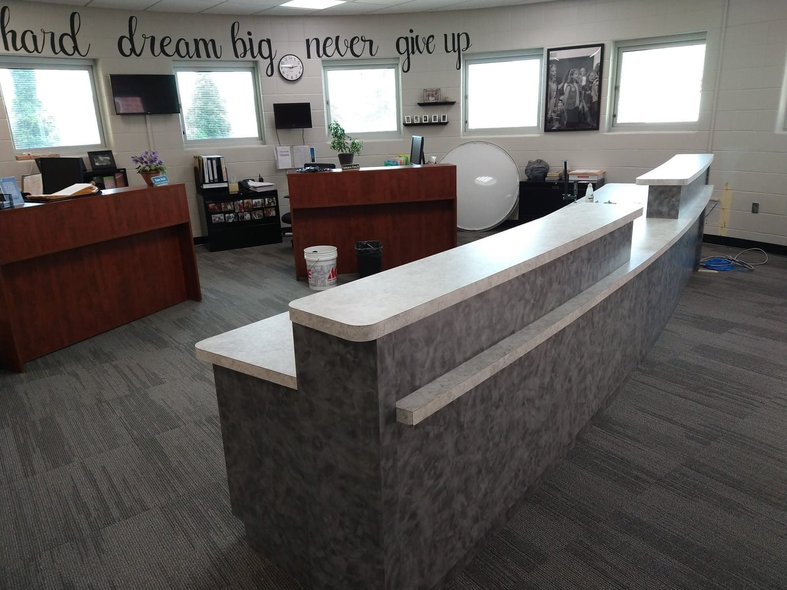 Cabinets & Countertops